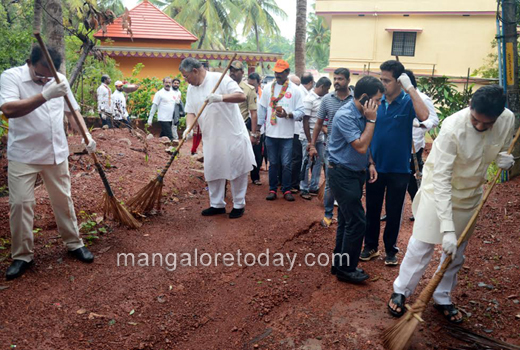 Union Minister Chaudhury 1